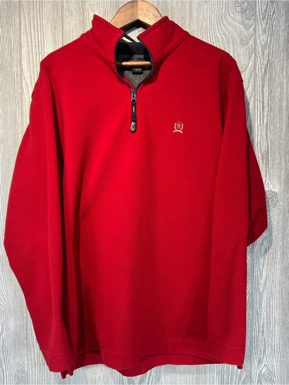 Vintage Tommy Hilfiger Men’s L 1/4 Zip Fleece Pullover Red Crest Logo 90s